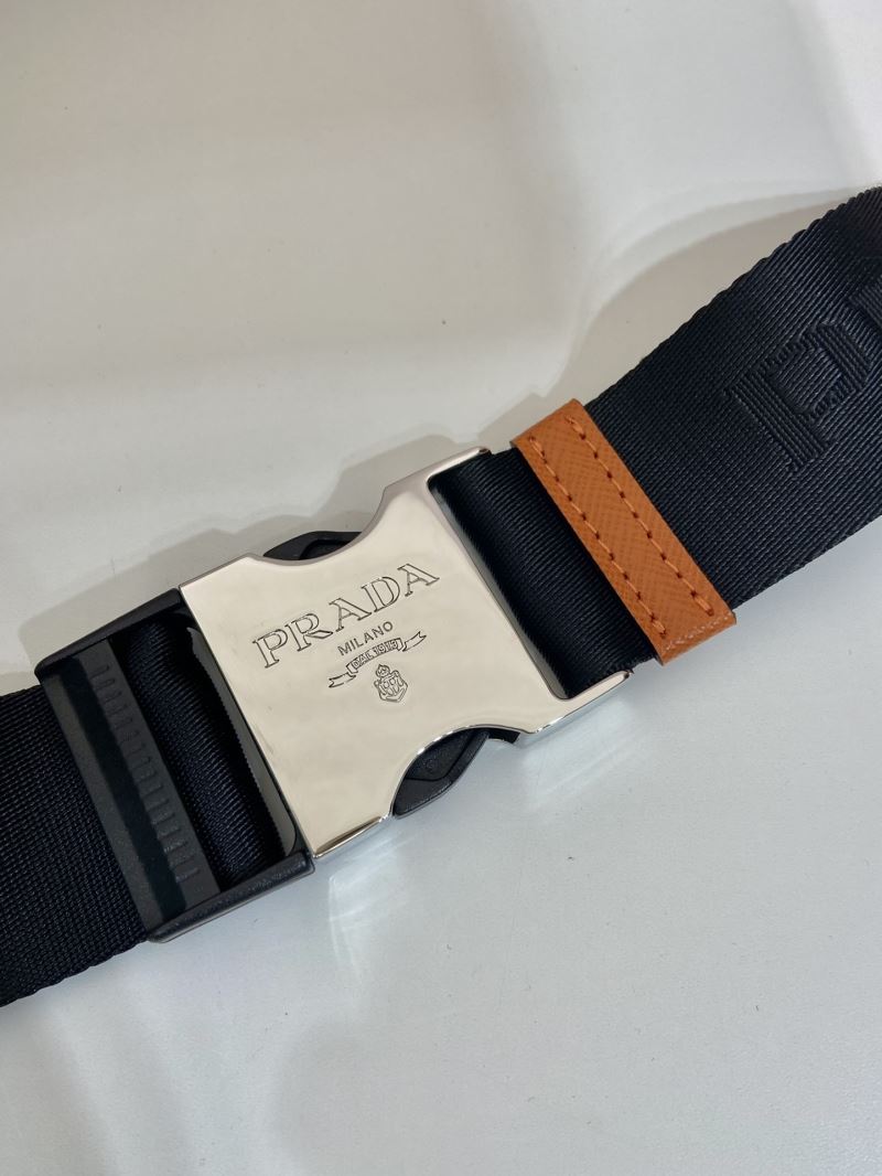 Pra*a waist chest packs